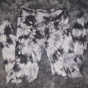 Grey cloudy tights with side pockets